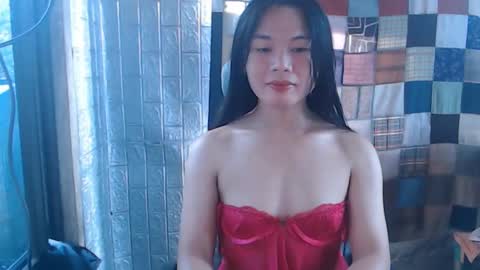 Snapshot of i_am_asian90 chatting on 12-28-24, 02:43 Kim online show from 12-28-24, 02:43