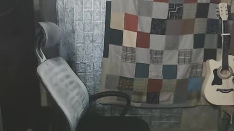 Snapshot of i_am_asian90 chatting on 12-29-24, 06:16 Kim online show from 12-29-24, 06:16