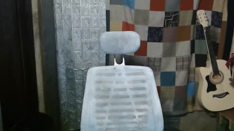 Snapshot of i_am_asian90 chatting on 01-02-25, 11:41 Kim online show from 01-02-25, 11:41