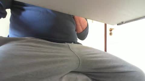 i_am_curious_ online show from 04-08-26, 03:12