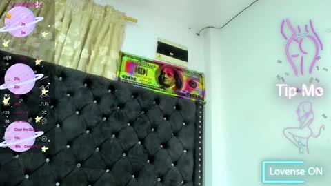 Snapshot of i_am_kelvis_ chatting on 09-24-25, 11:41 kelvis online show from 09-24-25, 11:41