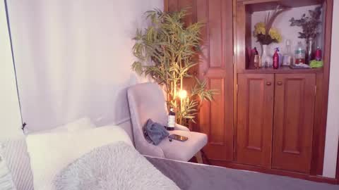 Lucy online show from 10-26-25, 11:05