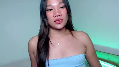 Snapshot of i_amdivine22 chatting on 10-18-25, 04:41 Divine Mercy online show from 10-18-25, 04:41