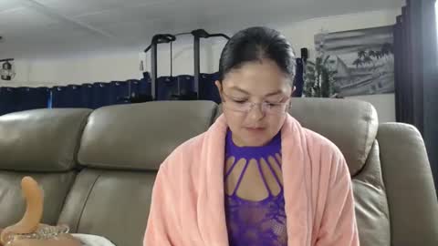 ShortStuff online show from 12-22-25, 07:33