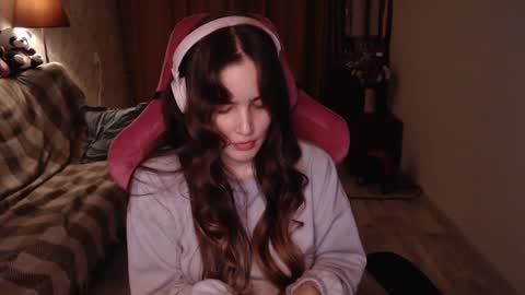 elisabeth online show from 12-17-24, 03:28