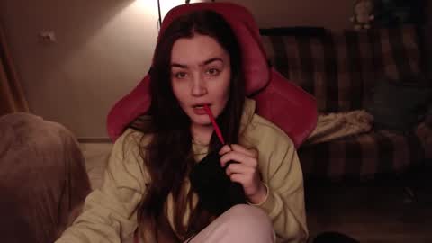 elisabeth online show from 02-07-25, 01:01