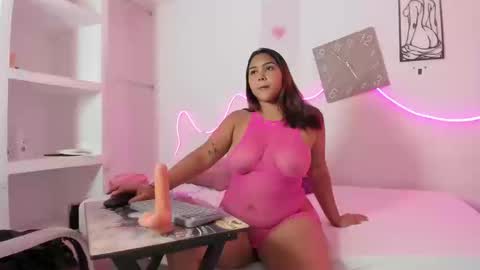 Snapshot of iam_cattaleya chatting on 10-16-25, 06:20 iam_cattaleya online show from 10-16-25, 06:20