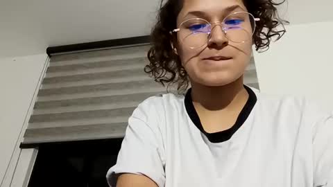 On instagram Imm  NikkiHelp me reach 100 likes online show from 02-13-25, 01:40