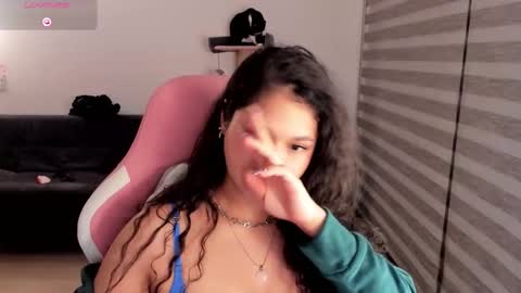 On instagram Imm  NikkiHelp me reach 100 likes online show from 09-14-25, 04:55