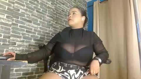 Snapshot of iam_samy__ chatting on 01-11-26, 11:26 Samy online show from 01-11-26, 11:26