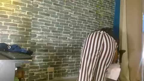 Snapshot of iam_samy__ chatting on 02-04-26, 11:38 Samy online show from 02-04-26, 11:38