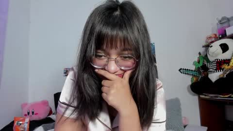 Zoe 3 online show from 12-23-24, 07:28