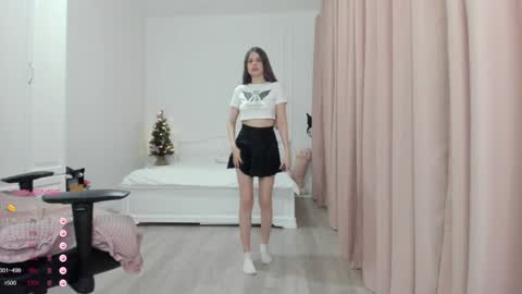 Snapshot of iamcassidy chatting on 12-21-24, 08:32 Cassie  STREAMS HERE EVERYDAY online show from 12-21-24, 08:32