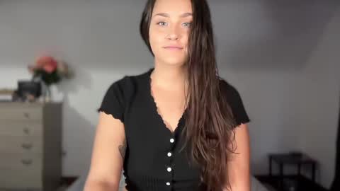 Crystal online show from 09-24-25, 04:10