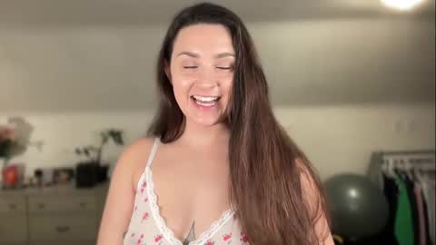 Crystal online show from 03-05-26, 05:53