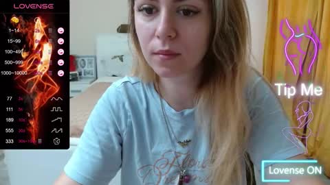 Snapshot of iamdaddyissues chatting on 09-13-25, 06:13 Alice online show from 09-13-25, 06:13