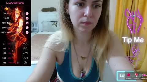Snapshot of iamdaddyissues chatting on 09-29-25, 07:13 Alice online show from 09-29-25, 07:13
