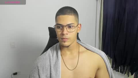 Dylan  independent model  online show from 02-14-26, 07:38