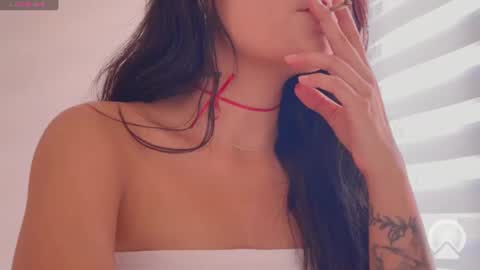 Snapshot of iamjulietaaa chatting on 06-12-26, 03:11 Julieta online show from 06-12-26, 03:11