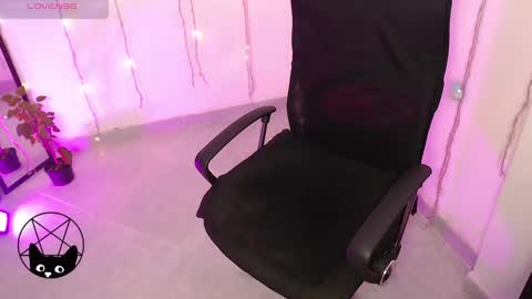 Mari online show from 03-04-25, 03:00