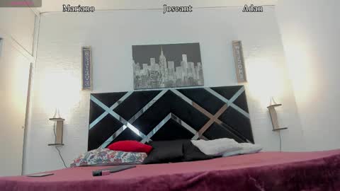 Mariano online show from 11-10-25, 03:38