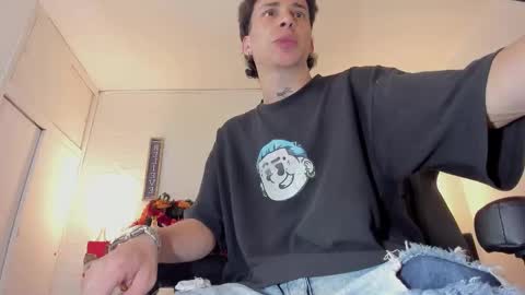 Mariano online show from 12-17-25, 03:34