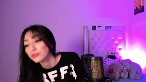 Snapshot of iammelody_ chatting on 06-26-26, 02:38 Mel online show from 06-26-26, 02:38