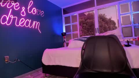 Snapshot of iamnayuta chatting on 02-25-25, 08:30 Nayuta online show from 02-25-25, 08:30