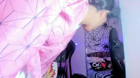 Snapshot of iamnayuta chatting on 10-25-25, 07:41 Nayuta online show from 10-25-25, 07:41