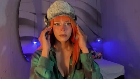 Snapshot of iamnayuta chatting on 12-13-25, 10:15 Nayuta online show from 12-13-25, 10:15