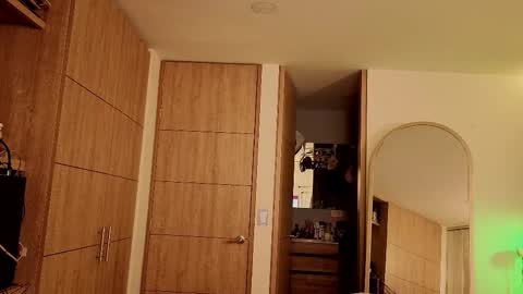 Snapshot of iamnyxy_ chatting on 02-20-26, 11:00 Nyxy online show from 02-20-26, 11:00