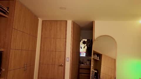 Snapshot of iamnyxy_ chatting on 02-28-26, 11:00 Nyxy online show from 02-28-26, 11:00