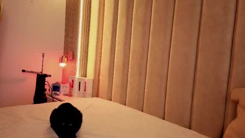 Nyxy online show from 04-04-26, 11:29