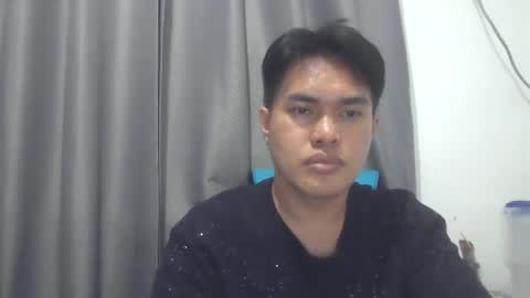 Adrianhot online show from 11-30-25, 05:06