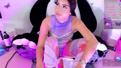 Snapshot of iamstephanie13 chatting on 01-03-25, 03:05 Steph - Online Again   - 1 DECEMBER online show from 01-03-25, 03:05