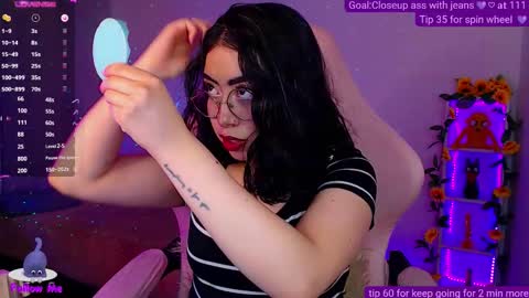 Snapshot of iamveroo chatting on 09-13-25, 04:34 Veronica NDEPENT MODEL online show from 09-13-25, 04:34