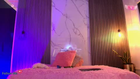 V I C T O R I A online show from 10-05-25, 07:23