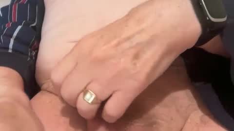 Snapshot of ian53a chatting on 10-27-25, 09:46 ian53a - mature UK man for same online show from 10-27-25, 09:46