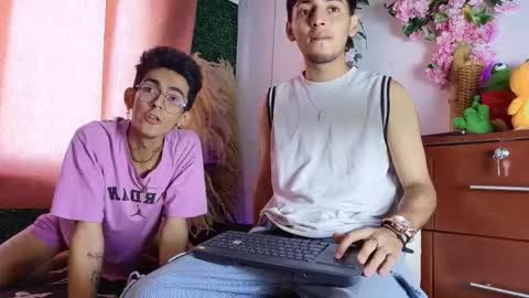 IAN HUNTER online show from 02-20-26, 01:00