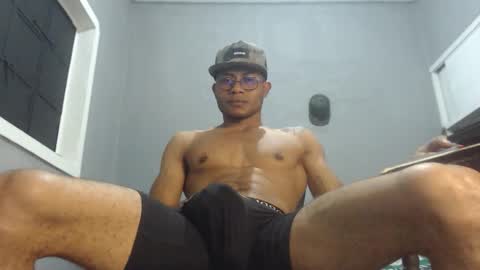 Snapshot of ian_tuner chatting on 12-06-24, 07:10 ian_tuner online show from 12-06-24, 07:10