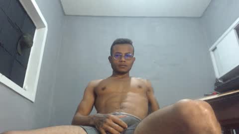 Snapshot of ian_tuner chatting on 12-09-24, 12:12 ian_tuner online show from 12-09-24, 12:12