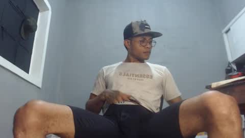 Snapshot of ian_tuner chatting on 12-23-24, 05:28 ian_tuner online show from 12-23-24, 05:28