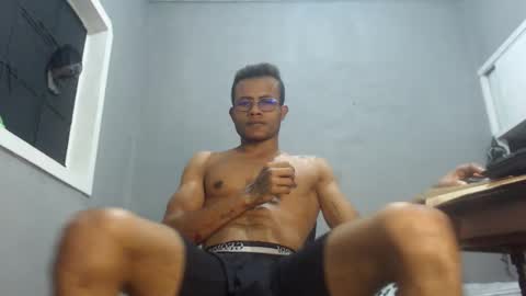 Snapshot of ian_tuner chatting on 12-31-24, 06:27 ian_tuner online show from 12-31-24, 06:27