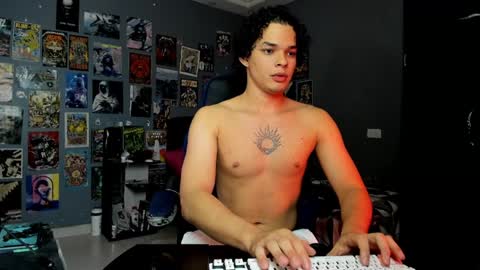 Snapshot of ian_versace chatting on 01-31-25, 06:02 Andres online show from 01-31-25, 06:02