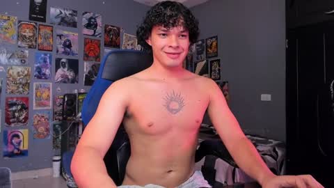 Snapshot of ian_versace chatting on 02-01-25, 11:48 Andres online show from 02-01-25, 11:48