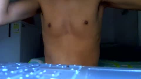 Samuel igsamuelnoguera 1333 online show from 10-13-25, 06:52