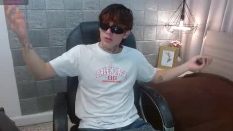 ian online show from 09-24-25, 03:04