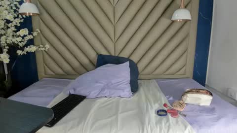 ibbie_ online show from 10-03-25, 12:02