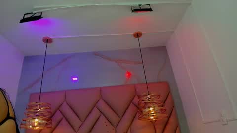 Snapshot of ibbie_ chatting on 02-16-26, 12:01 ibbie_ online show from 02-16-26, 12:01