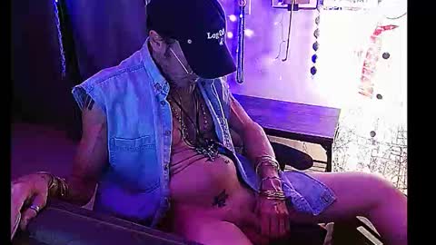 Snapshot of ibpms247 chatting on 12-30-24, 10:32 PMS online show from 12-30-24, 10:32